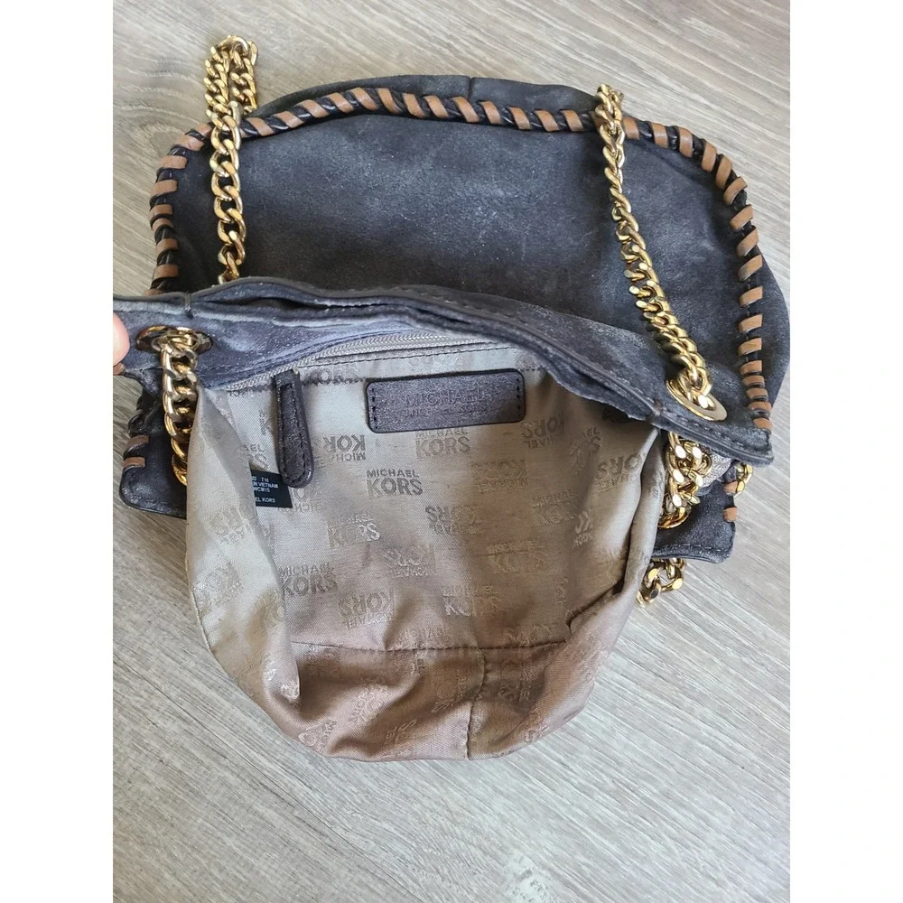 Michael Kors Whipped Chelsea Suede‎ Purse Gray Tan Gold Chain 2 Way Shoulder Bag